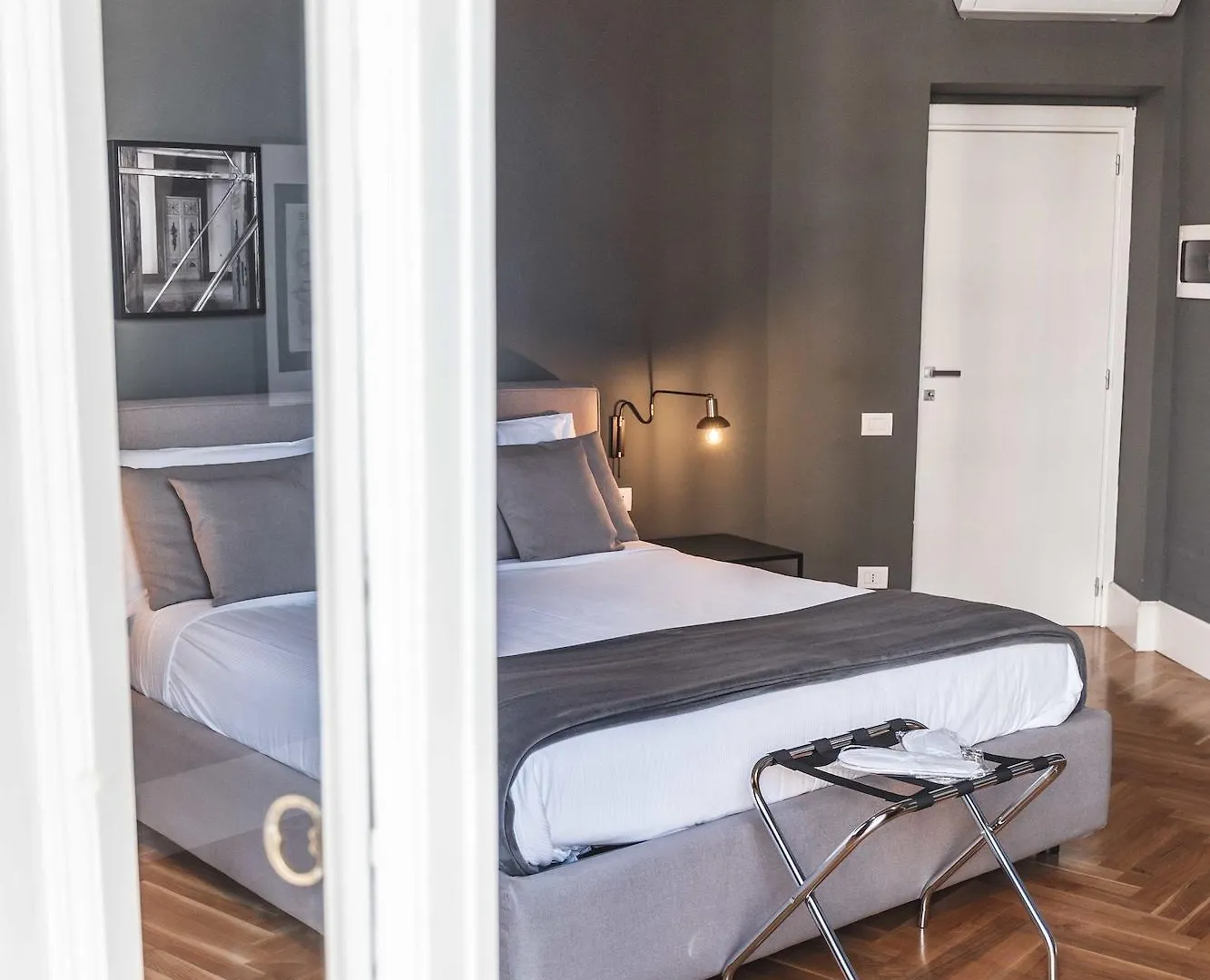 Отель Relais Della Porta Неаполь