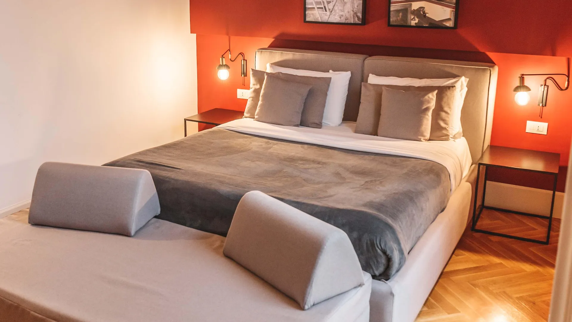 Отель Relais Della Porta Неаполь