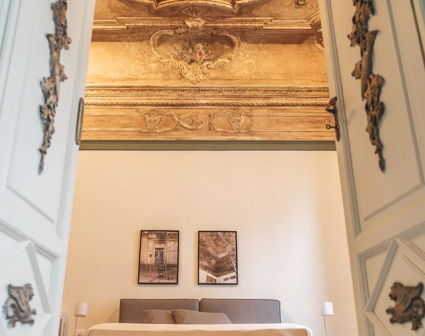 ****  Отель Relais Della Porta Неаполь Италия