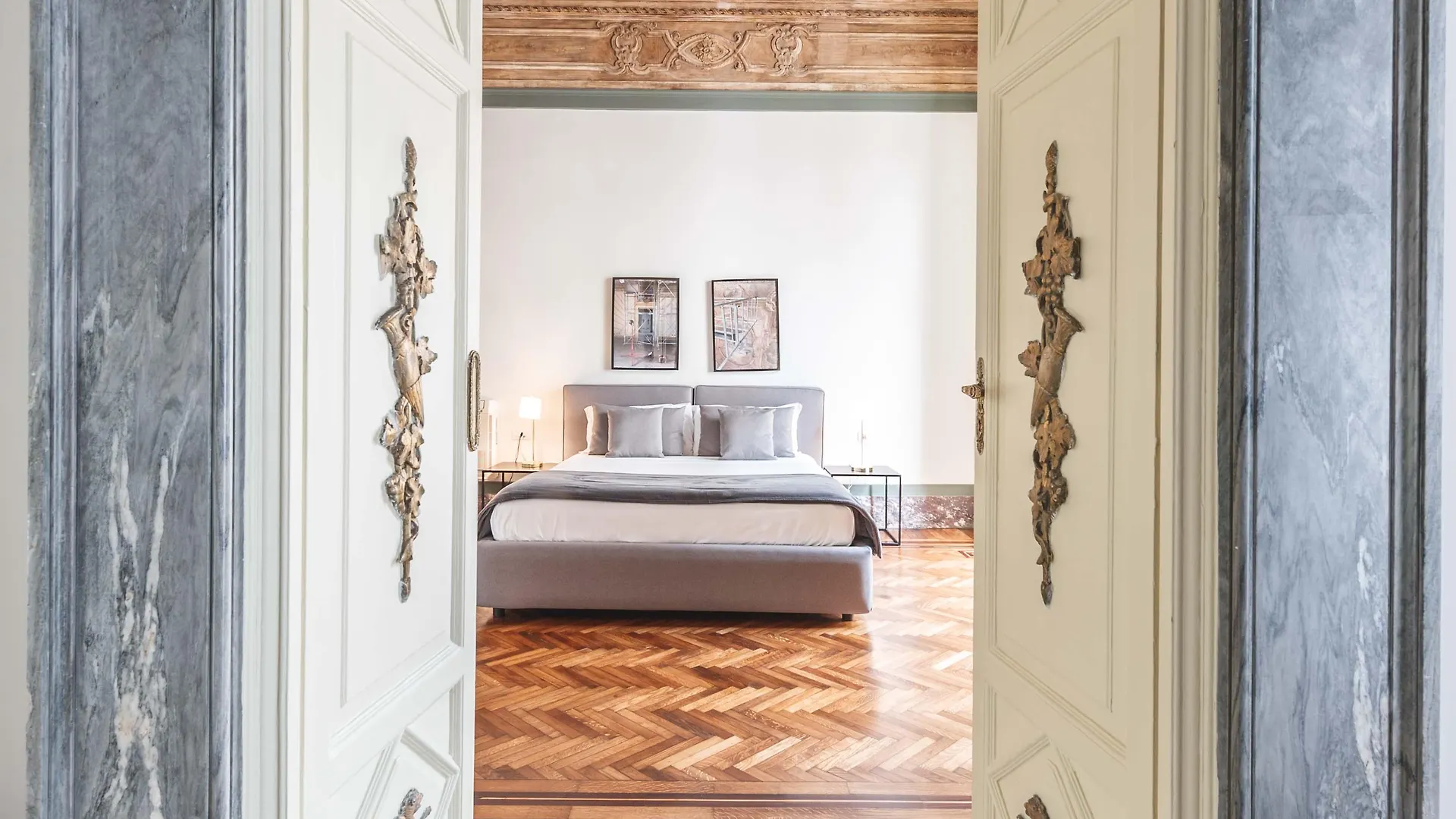 ****  Отель Relais Della Porta Неаполь Италия