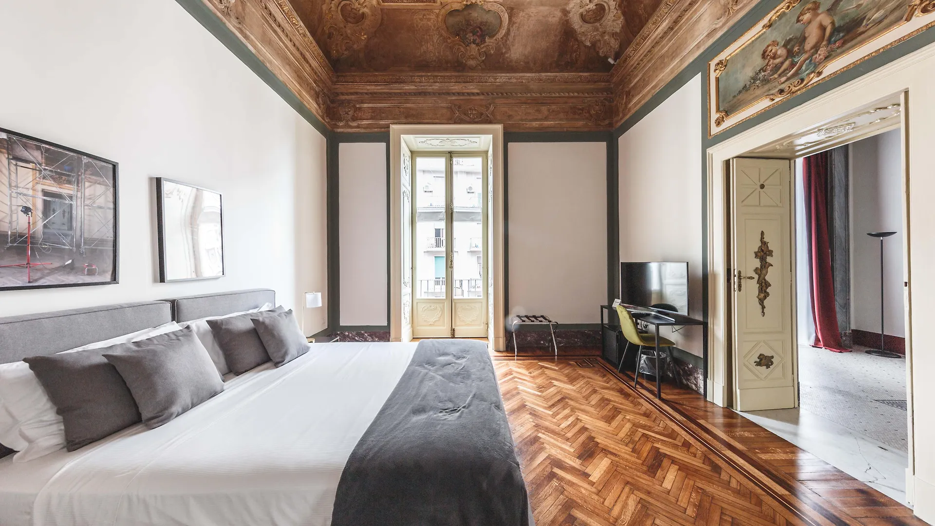 Отель Relais Della Porta Неаполь 4*,  Италия