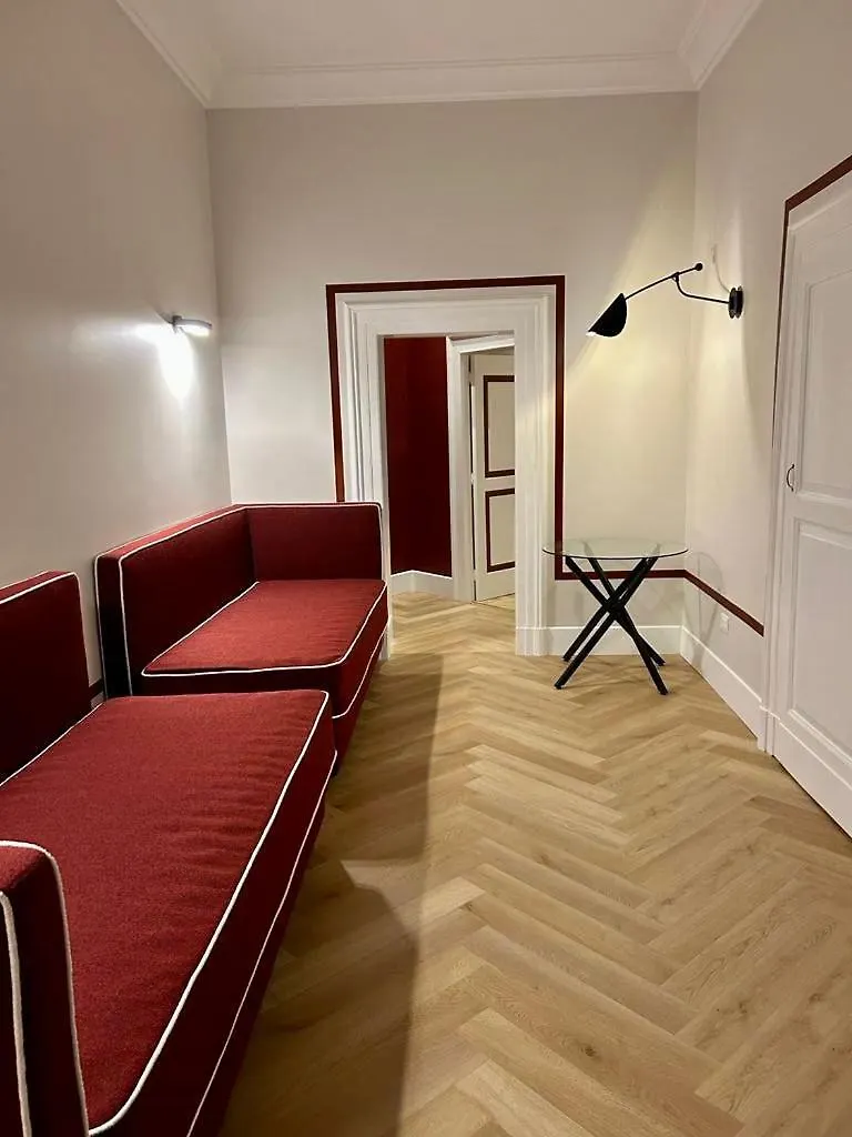Отель Relais Della Porta Неаполь