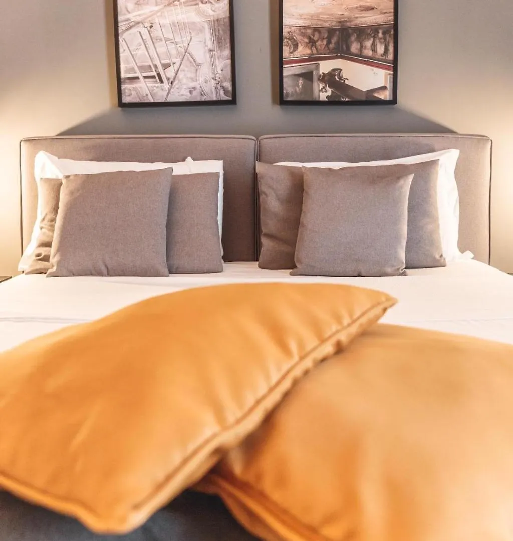 ****  Отель Relais Della Porta Неаполь Италия
