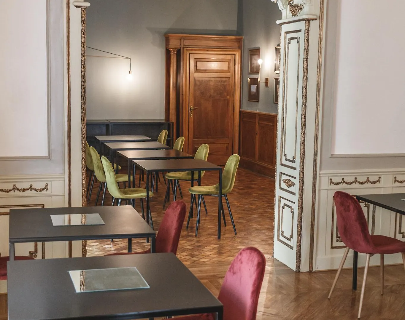 Relais Della Porta Hotel Naples Italy